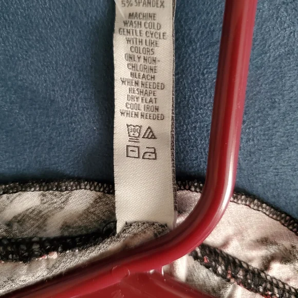 American Rag Floral V-Neck Tie Blouse - Black and Red - Picture 8 of 8